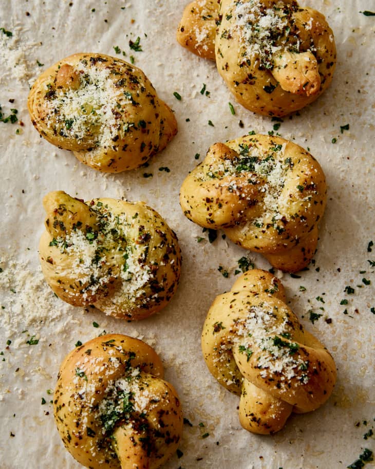 How to Make Garlic Knots (StepbyStep, with Photos) The Kitchn