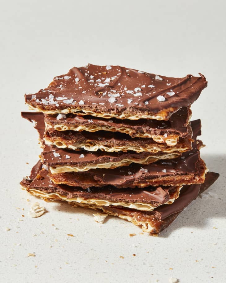 How to Make Matzo Toffee A StepbyStep Guide and Recipe The Kitchn