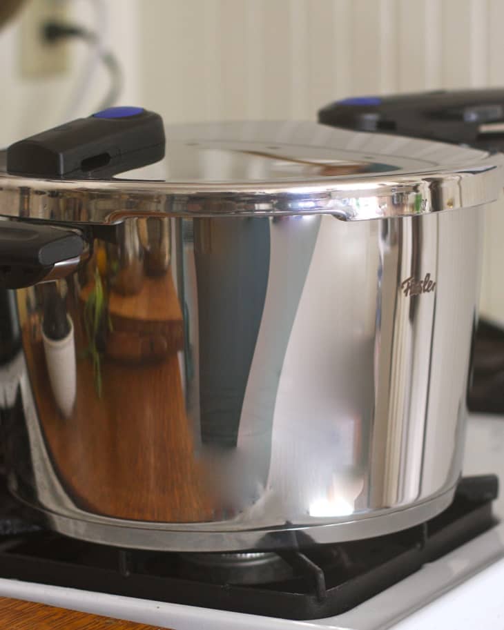 Fissler 8.5 qt vitaquick pressure cooker deals