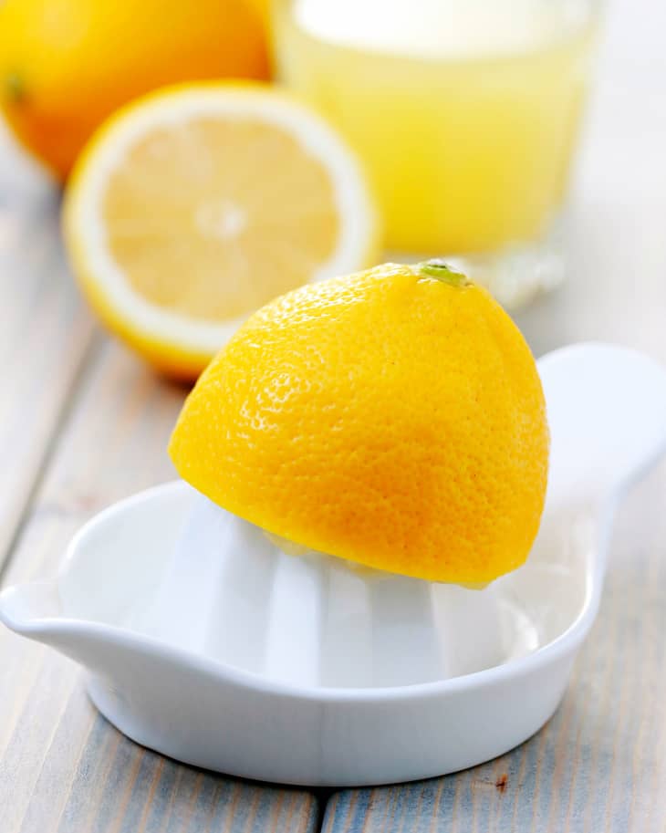 Smart Tip Clean Spotty Knives With Lemon Juice The Kitchn