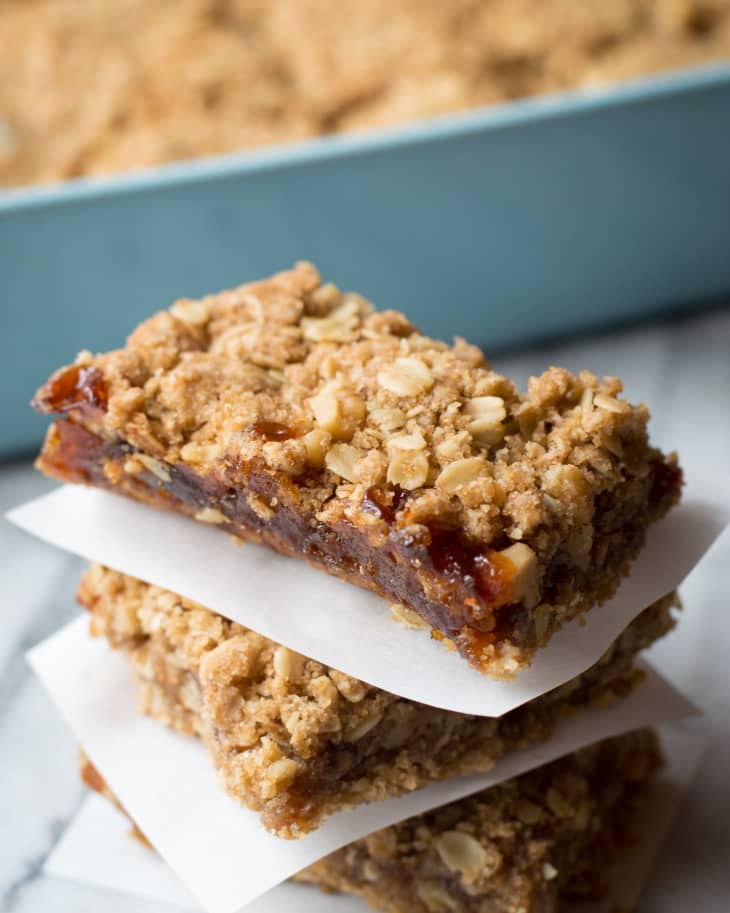 Recipe Jammy Granola Bars The Kitchn