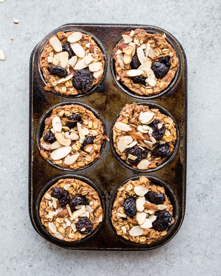 These Healthy Baked Oatmeal Cups Are a Breakfast Savior The Kitchn