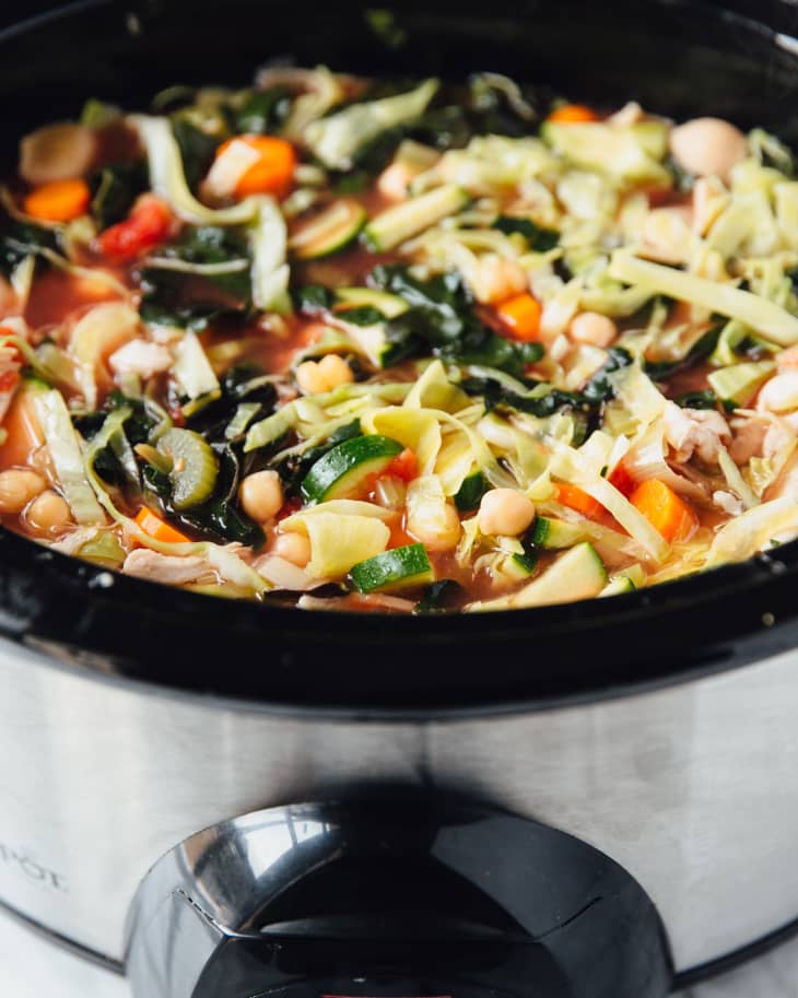 Can you use a dutch oven instead of a slow cooker outlet