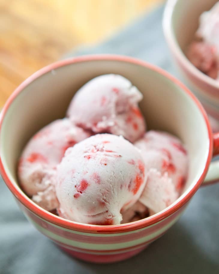 Recipe Vegan Strawberry Swirl Ice Cream The Kitchn