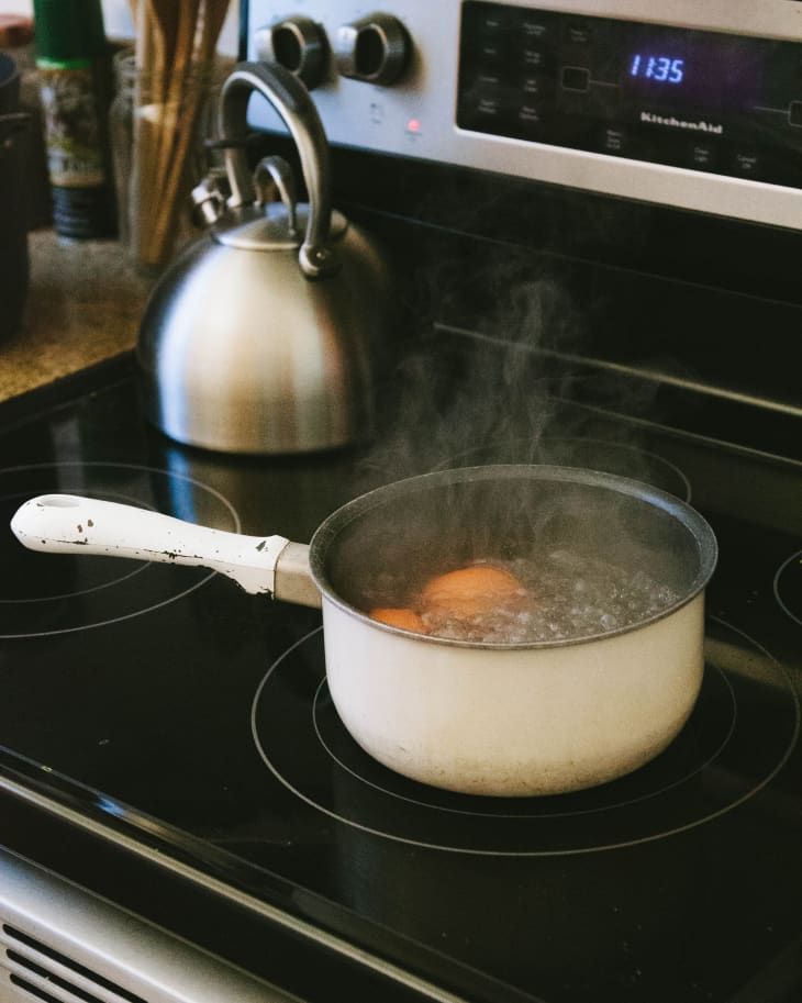 Electric stove that cooks like gas deals