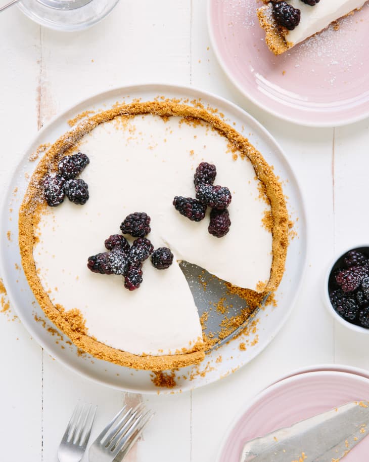 How To Make an Easy NoBake Cheesecake The Kitchn