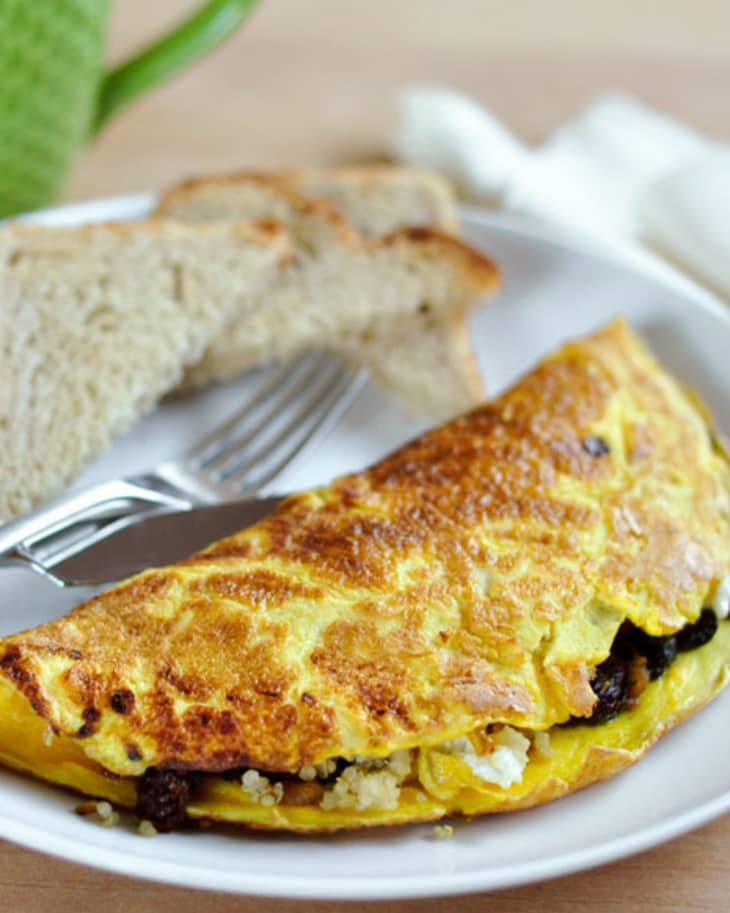 Breakfast Recipe 3Egg Omelet with Quinoa, SunDried Tomatoes, Spinach