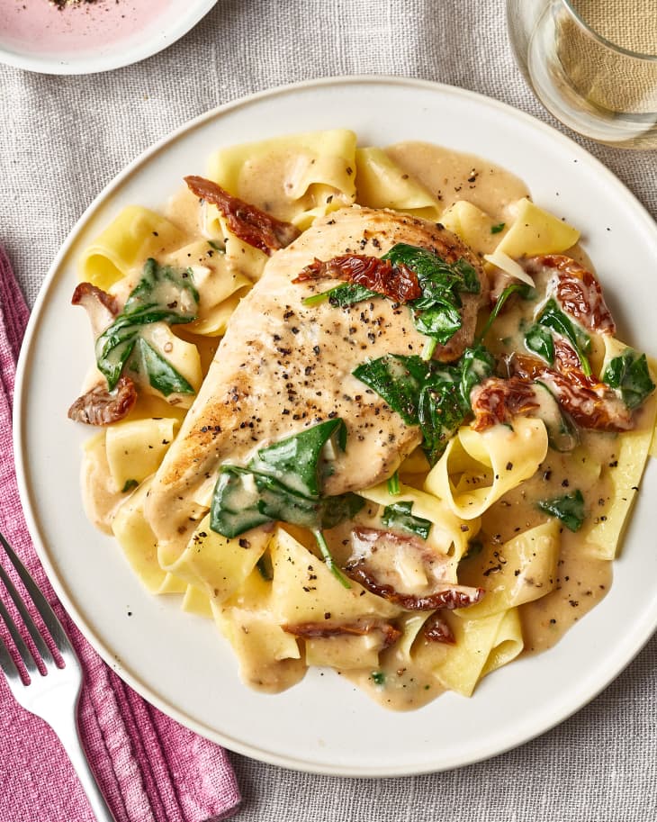 Creamy Slow Cooker Chicken Alfredo Recipe The Kitchn