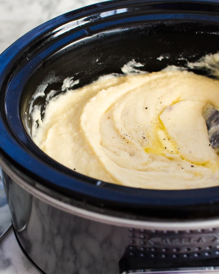Slow Cooker Mashed Potatoes Recipe (Easy & HandsOff) The Kitchn