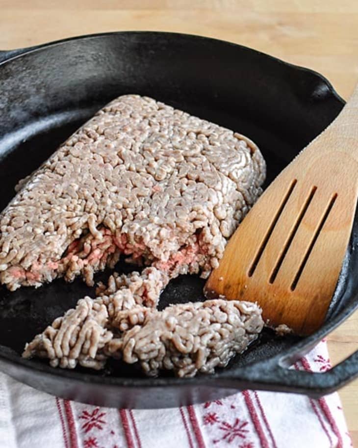 Is raw hamburger bad for dogs discount