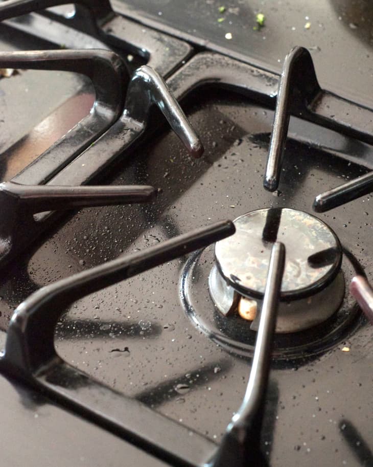 How Do I Get a Really Low Simmer on a Powerful Gas Range? The Kitchn