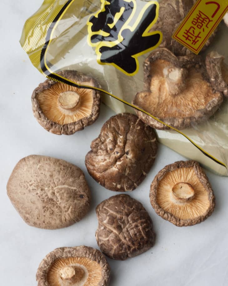 Fresh hot sale shiitake mushrooms