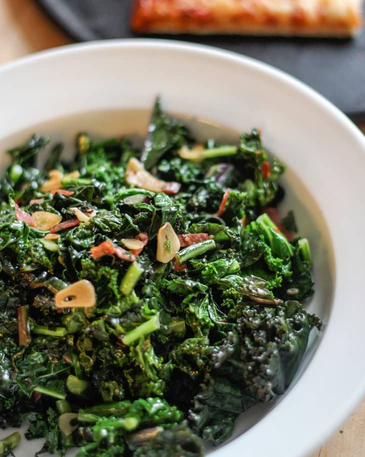 Side Dish Recipe for Pizza Fiery Kale with Garlic and Olive Oil The