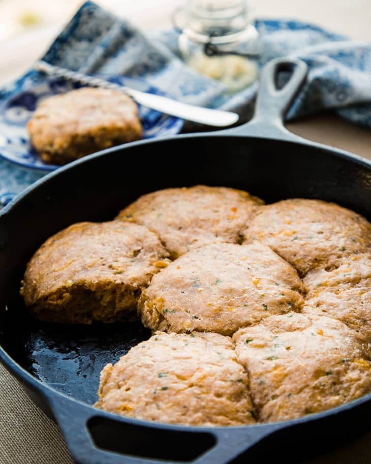 Cast iron biscuit on sale pan