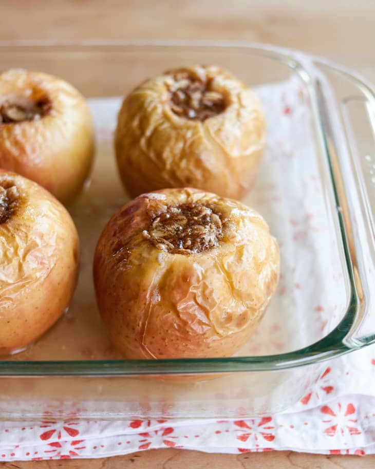 7 Tips for Making Baked Apples in the Microwave The Kitchn