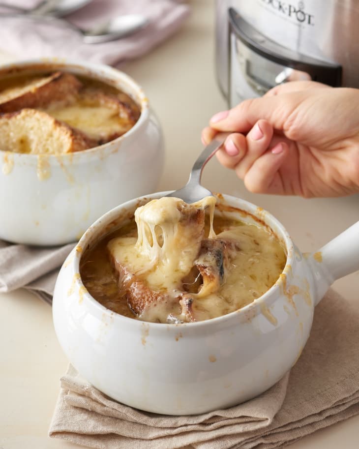 French Onion Soup (Slow Cooker Recipe) The Easiest, Most Delicious
