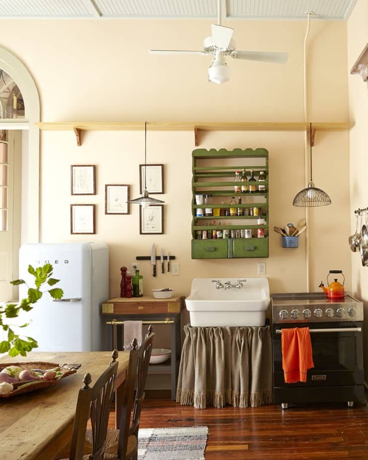 5 Things We Can Learn from This French Quarter Condo Kitchen | The Kitchn