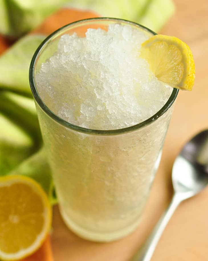 Easy Homemade Lemonade Can You Freeze It? 2023 AtOnce