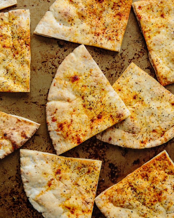 Crispy Garlic Pita Toasts Recipe (Quick Side Dish) The Kitchn