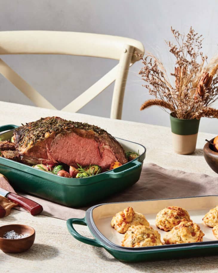 Le creuset deals cookie sheet