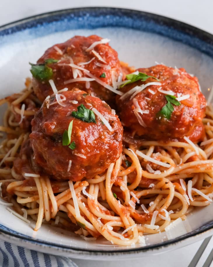 I Tried Taylor Swift’s Favorite Spaghetti & Meatballs Recipe | The Kitchn