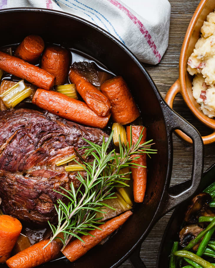 Dutch Oven Pot Round Steak Pot Roast Beef Pot Roast With Bay