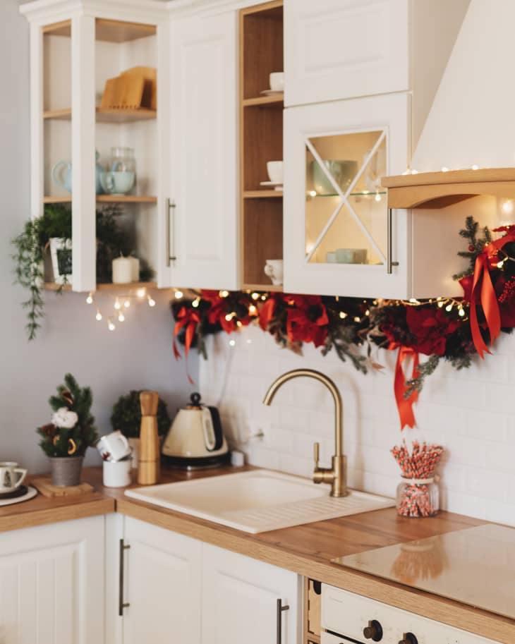 Christmas kitchen shop decor
