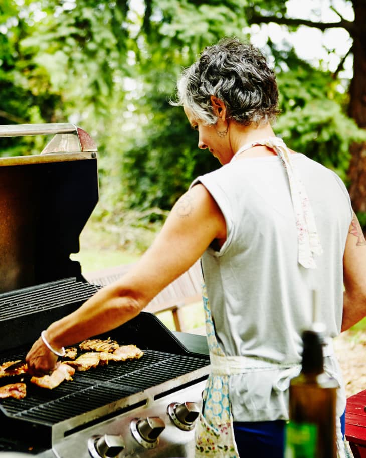 Easy clean bbq store
