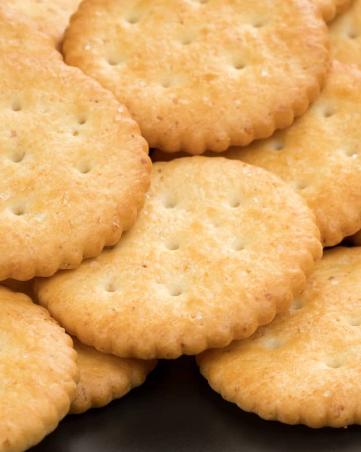 These Homemade Ritz Crackers are the Easiest Thing You'll Make All Week