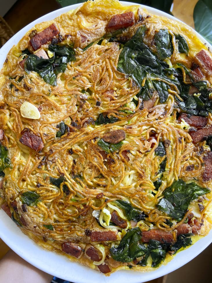 Crispy Ramen Omelet with Spam and Spinach Recipe