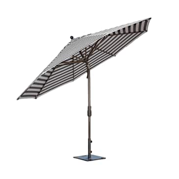 Costco Just Launched Limited Striped Patio Umbrellas for the Summer |  Apartment Therapy