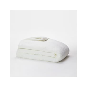 Sunday Citizen Bamboo Crystal Weighted Blanket Review Apartment