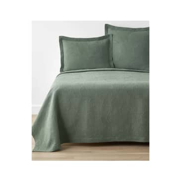 The Company Store Putnam Cotton Matelassé Bedspread