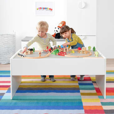まめ　IKEAイケア　ドゥンドラDUNDRA　アクティビティーテーブル IKEA Dundra Kids Activity Table Review | Cubby