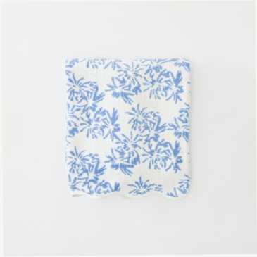 Meg Braff x Weezie Scallop Bath Towel