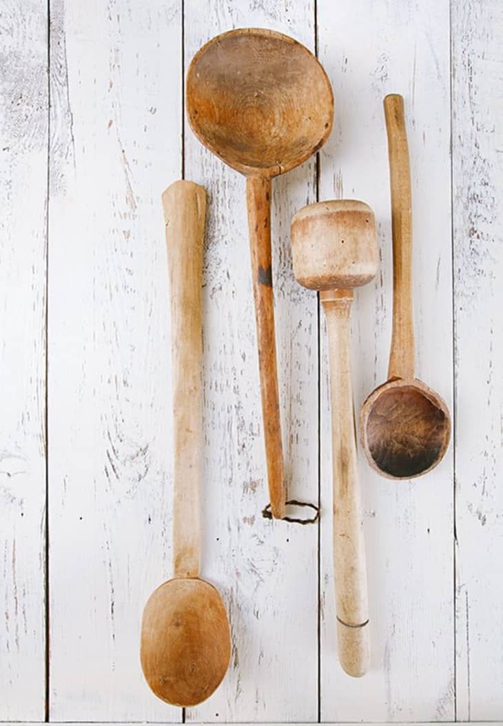 How to Clean a Smelly Wooden Spoon