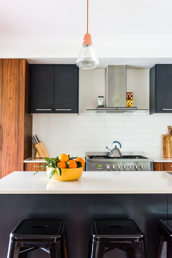 10 of the Most Popular Farmhouse Kitchens on Apartment Therapy