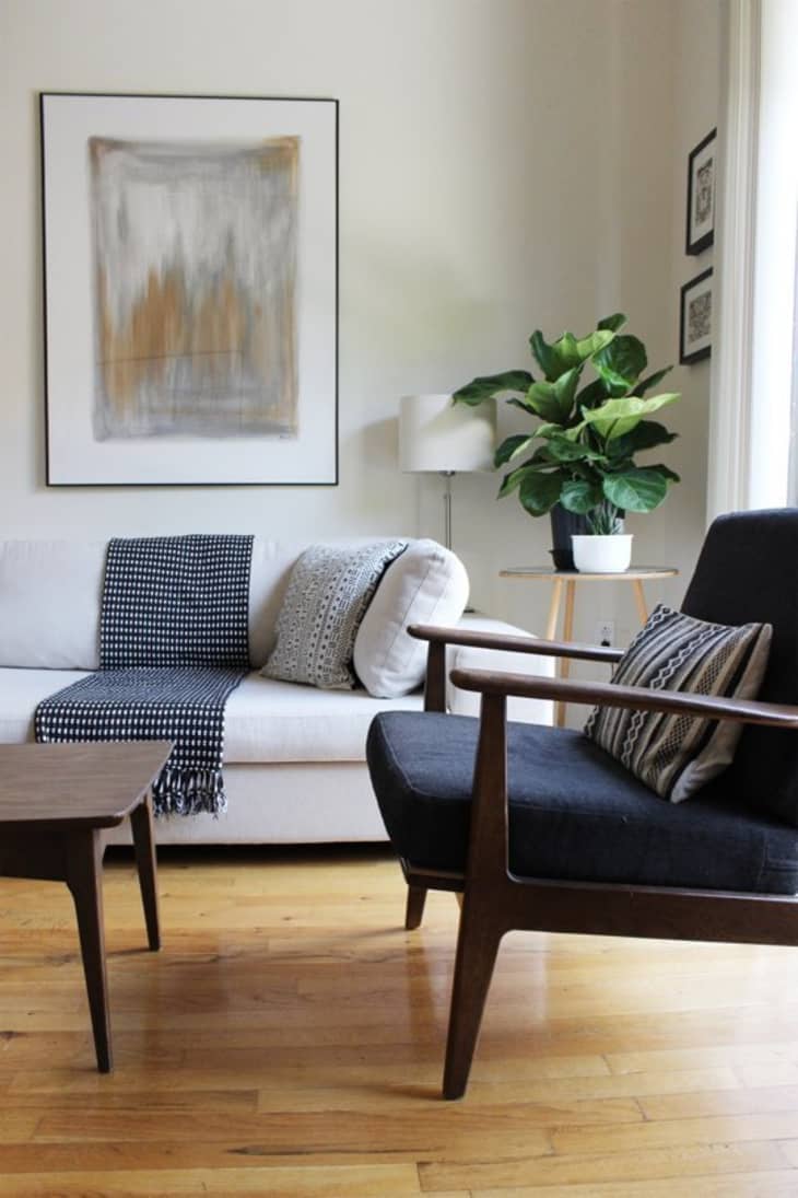 The Best First Apartment Checklist: Everything You Need For Your First  Apartment - By Sophia Lee