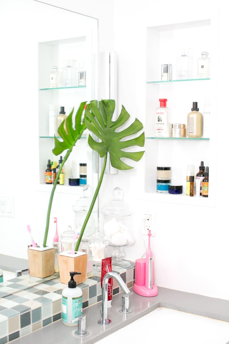 Small Space Organization How To Clear Out A Mess Of A Bathroom Apartment Therapy
