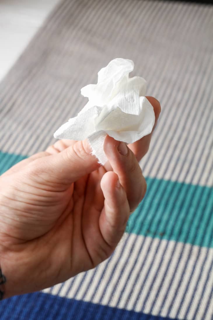 The 3 Types of Toilet Paper Users Which One Are You? Apartment Therapy