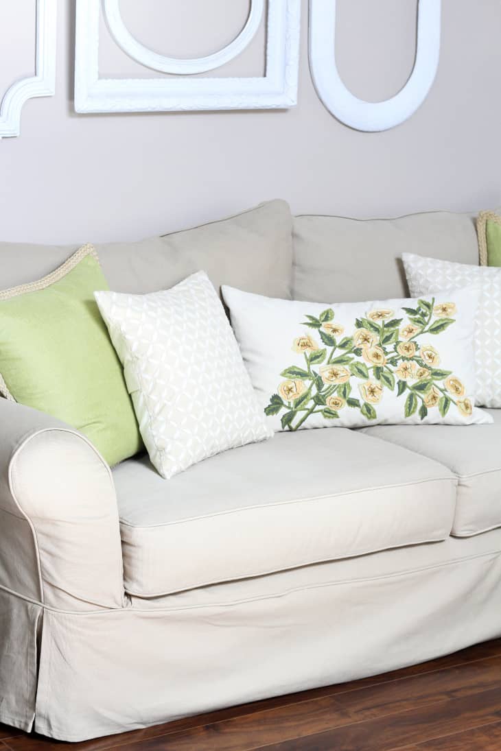 Pin hotsell cushion couch
