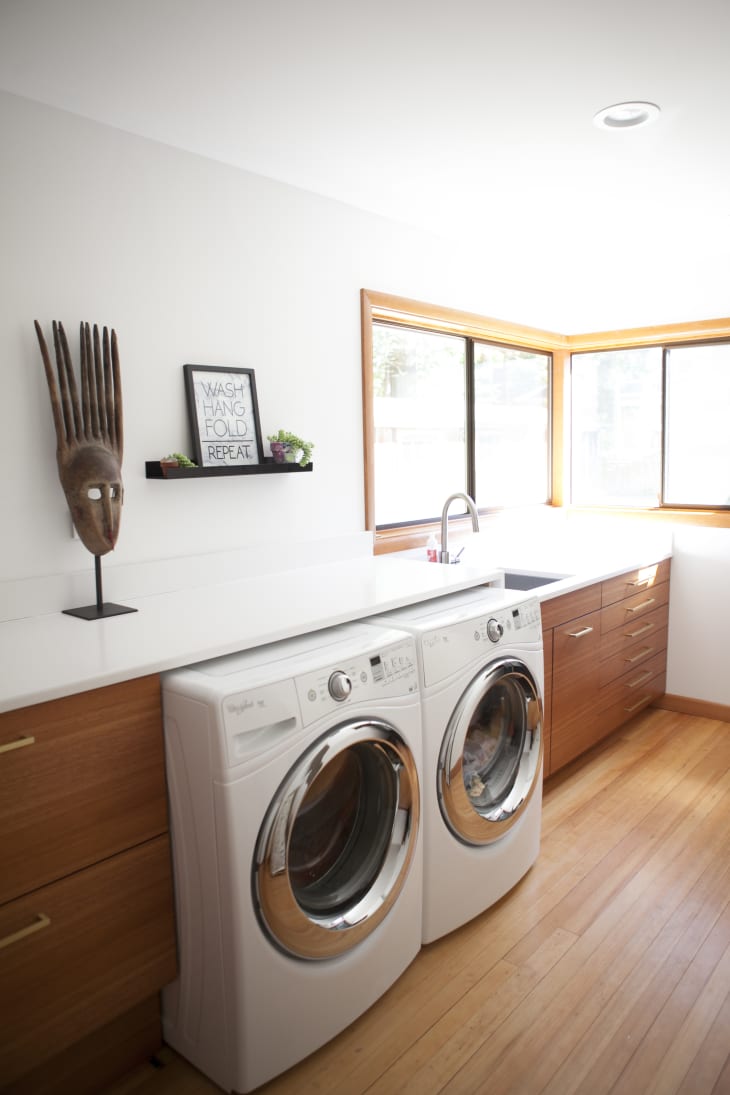 See How This Machine Will Fold Your Laundry So You Don't Have To