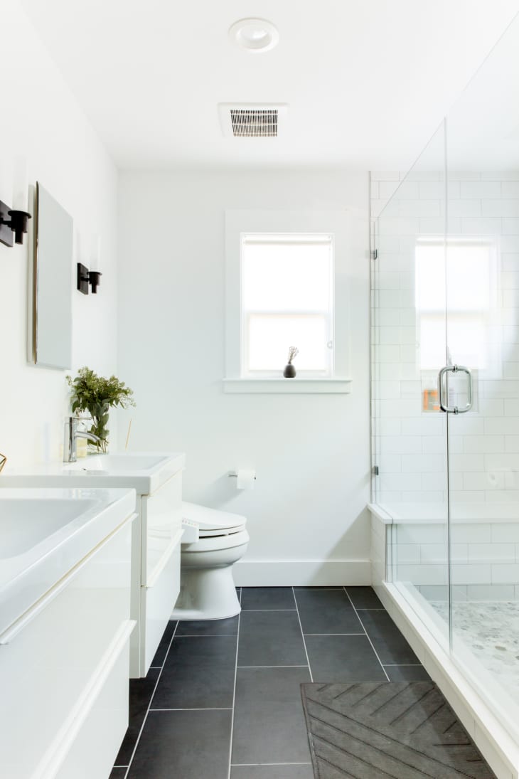 Bathroom Caulk - How Often Should You Replace? | Apartment Therapy