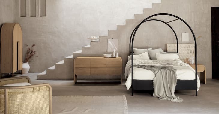 Crate and hot sale barrel arch bed