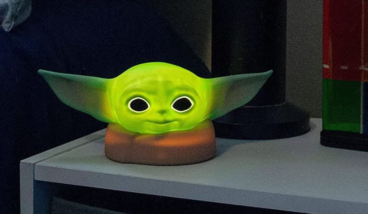 The mandalorian night 2025 light