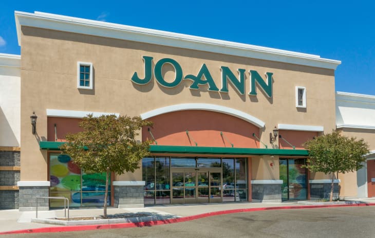 SANTA CLARITA, CA/USA - SEPTEMBER 4, 2016: Exterior view of Jo Ann Fabrics and Crafts store. Jo-Ann Stores, Inc. is a specialty retailer of crafts and fabrics