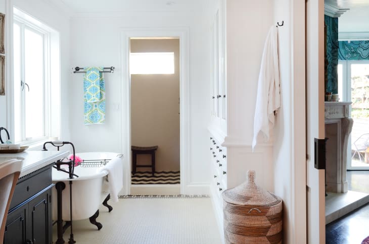 Where to Shop for Towels if You Want Your Bathroom to Feel Like a