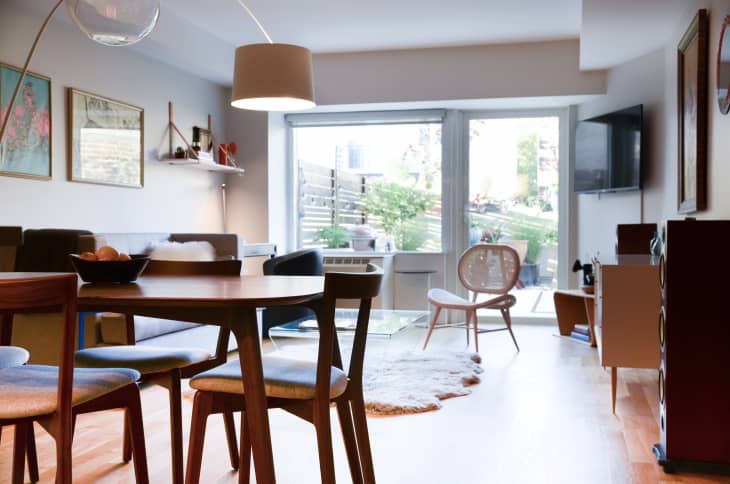 Mel s Brooklyn Apartment With A Private Urban Jungle Apartment Therapy