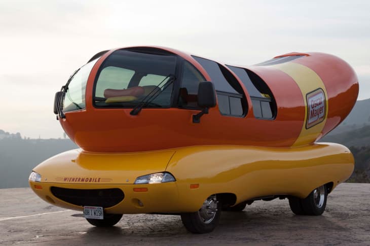 210117153501-02-wienermobile