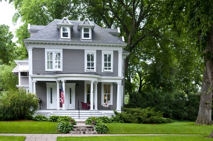 A traditional home located in a urban neighborhood in St. Paul, Minnesota.